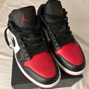 Air Jordan 1 Low - Size 10 *Like New*
